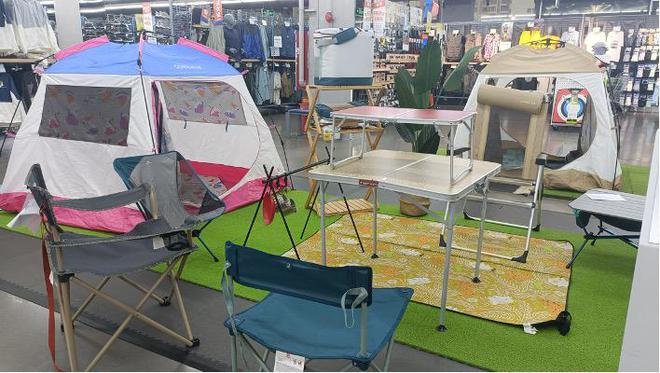 露營遇上“五一” 門店斷貨工廠趕工，戶外用品市場在野蠻生長中持續擴容